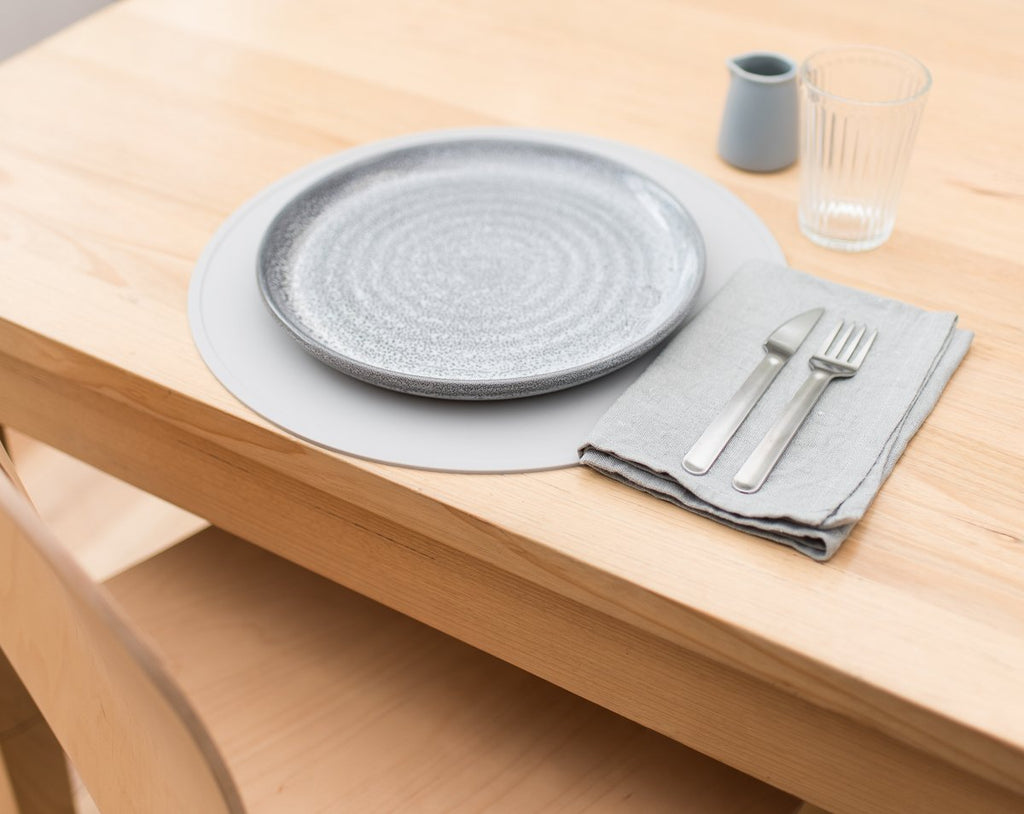 Round Silicone Placemat in Grey