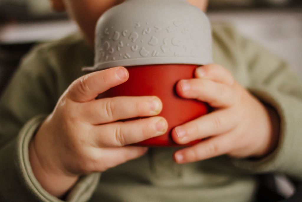 The Sippie Lid - The No-Spill Sippy Cup Lid with Straw in Grey